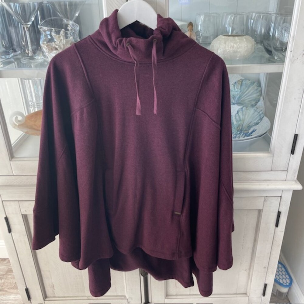 UGG PICHOT PONCHO FUNNEL NECK PORT HEATHER BURGUNDY SIZE XS-S PREOWNED